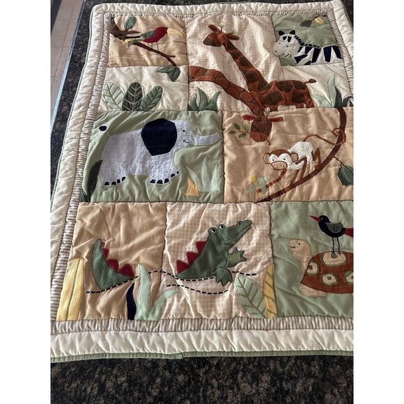 Kidsline Zanzibar Safari-Themed Baby Quilt w/2 Matching window valances - Picture 1 of 16